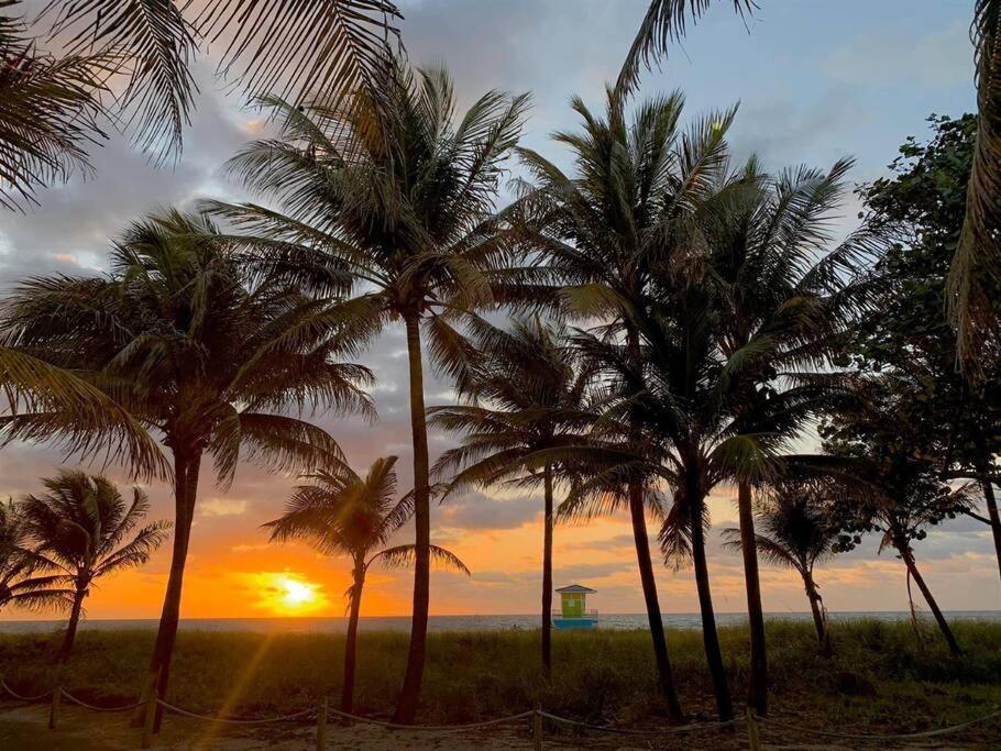 Beachway Per Ankh Pompano Beach Eksteriør billede